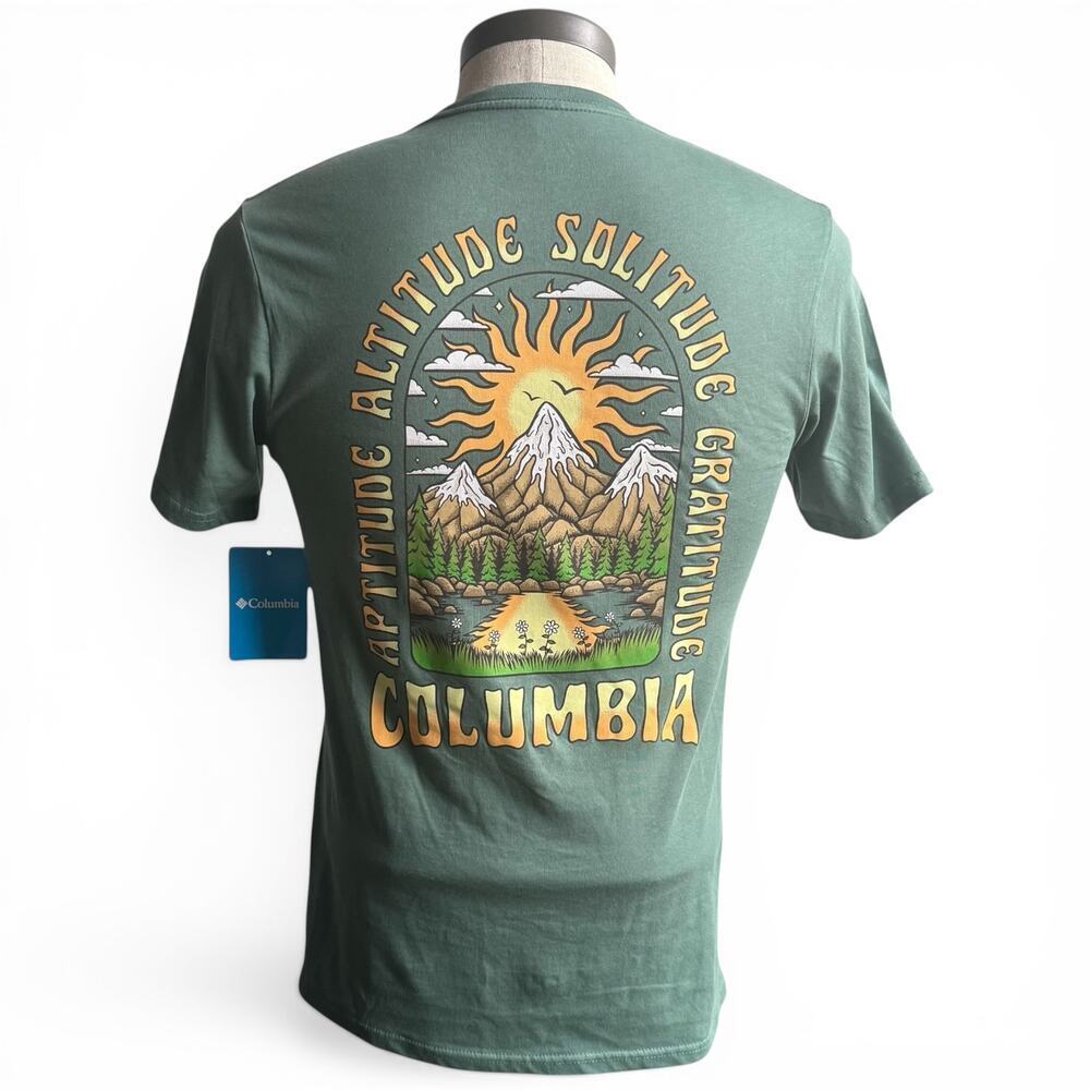 Columbia Altitude Solitude Gratitude T Shirt Men’s Small Green Outdoor NWT